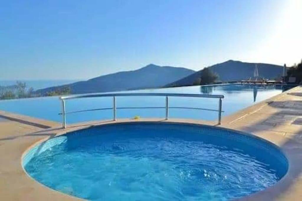 Belvedere, Lavanta, Kalkan Esterno foto